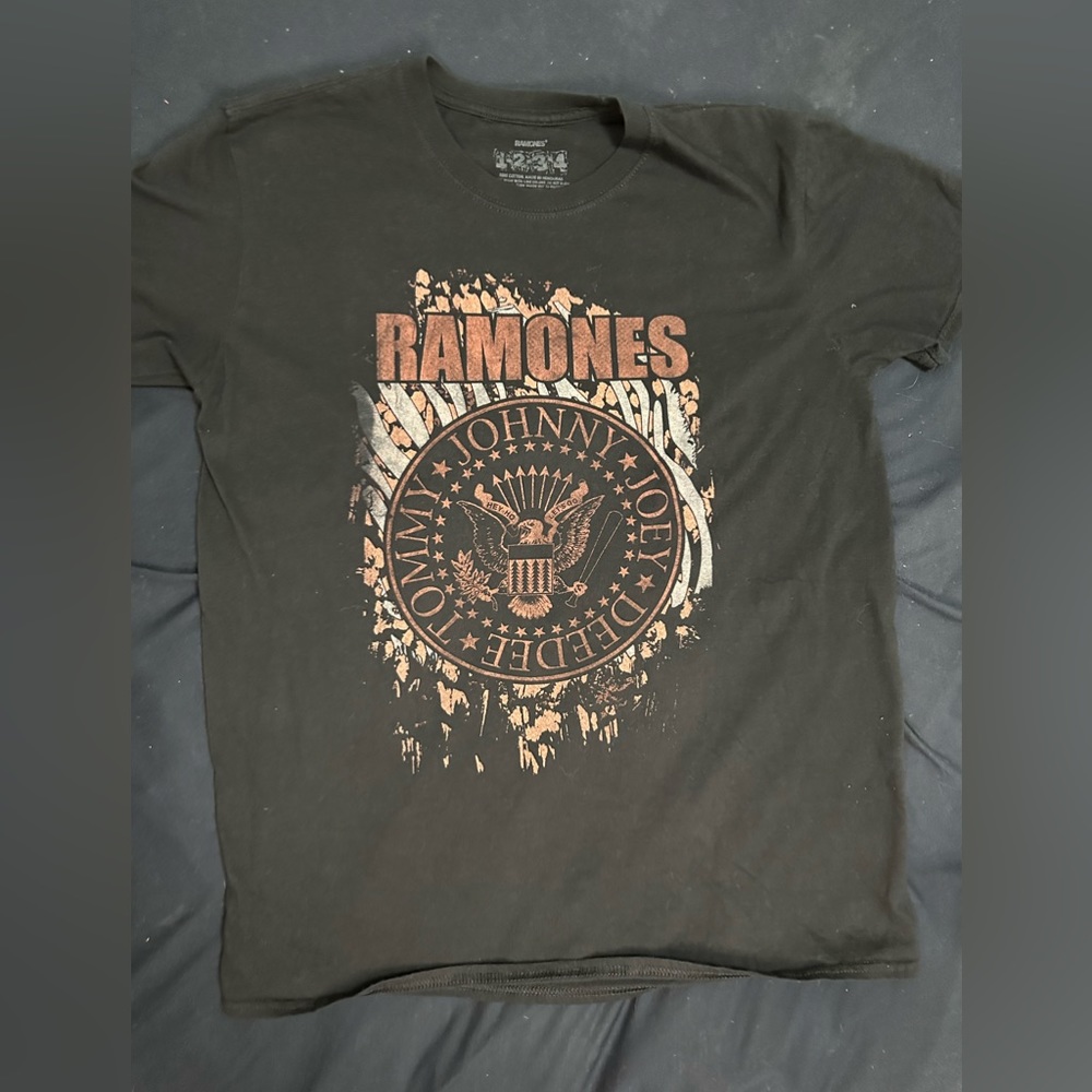 The Ramones graphic Tee. Size Medium.